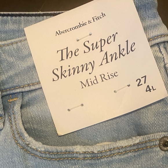 NWT Abercrombie TheSuper Skinny Ankle Mid Rise Jeans Sz 4 /27 - Picture 5 of 5